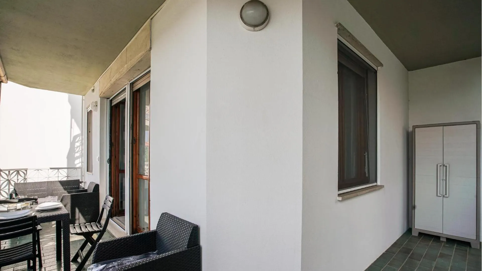 Stunning Apartment In Santo Stefano Al Mare 0*,