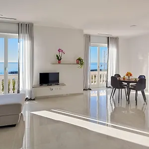 Cicolombo Apartment